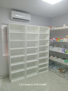 PROFESSIONAL,  EXPERIENCED ,  SKILLED AND COMPETENT CARPENTER.