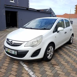 2012 Opel Corsa 1.4 Essentia Hatchback