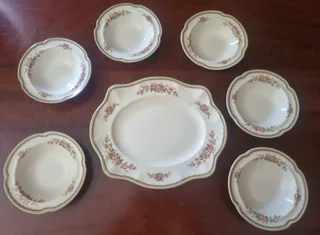 Victorian Pareek Johnson Bros serving platter and x6 dessert bowls