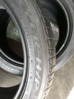 275/40/20×2 Bridgestone runflat and many other sizes for sale call/whatsApp 0670042842 for more info