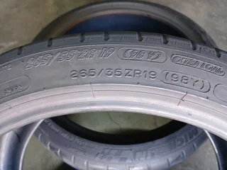 265/35/19×2 michelin and many other sizes for sale call/whatsApp 0670042842 for more.