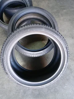 275/35/19 michelin runflat and many other sizes for sale call/whatsApp 0670042842 for more.
