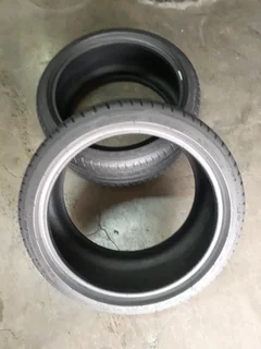 255/35/18michelin runflat and many other sizes for sale call/whatsApp 0670042842 for more.