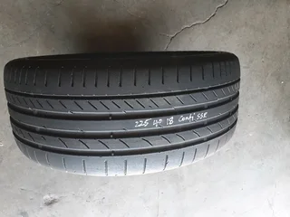 225/40/18 runflat continental and many other sizes for sale call/whatsApp 0670042842 for details