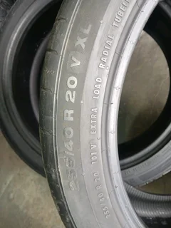 255/40/20 continental and many other sizes for sale call/whatsApp 0670042842 for details.