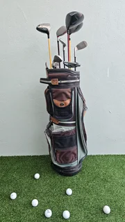 Complete Golf Set with 4 Bags