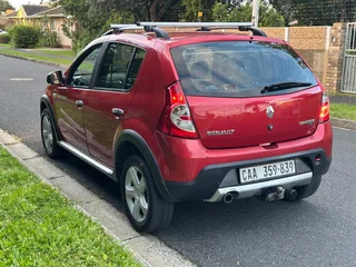 2011 Renault Sandero step away