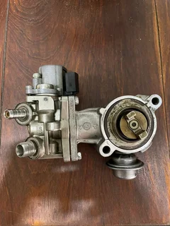 Mercedes Benz c200 271 WDD204 High pressure fuel pump