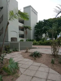 Beach front apartment in junita manaba beach margate