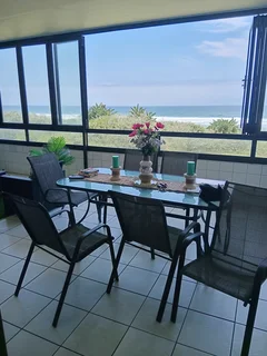 Beach front apartment in junita manaba beach margate