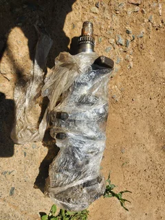 Hyundai i20 g4fc petrol 1.6 engine and gearbox for sale.