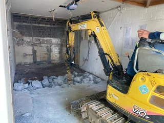 Hire plant, mini Excavator, skidsteer, bobcat, demolition Swimming pools