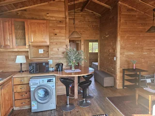 Pet friendly cabin with wonderful views and enclosed garden available from 1 December or 1 January