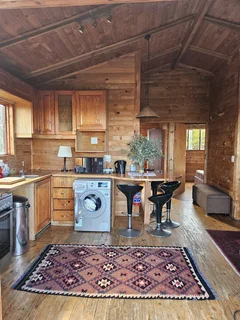 Pet friendly cabin with wonderful views and enclosed garden available from 1 December or 1 January