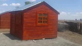 Log cabin houses 0638539726