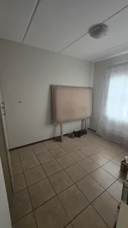 2 bedroom apartment in noordwyk