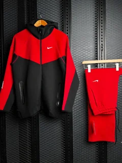 Nike Tech Fleece