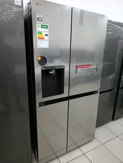 LG 625L silver side by side WD fridge