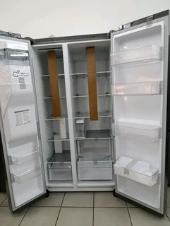 LG 625L silver side by side WD fridge