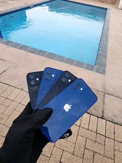 IPhone 12 - 64GB
