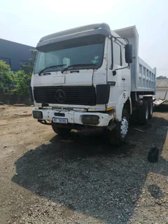 2637 Vseries 10cube (needs respray ) engine / drive train 100%