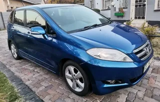 Honda FR-V 2.0i with 6 manual transmission for R69.999 Bargain