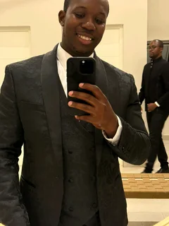 Shuttle driver with code 10 and PDrP and experience and ability to work to work under pressure