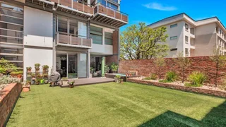 2 Bedroom Apartment / Townhouse for Sale in Hyde Park