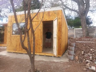 4x4m Log Cabin Wendy house