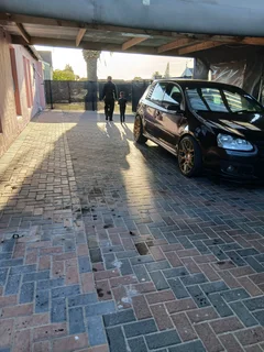 Well-maintained modern spacious 3-bedroom house available