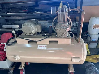 3Phase 250Ltrs Air Compressors for Sale.