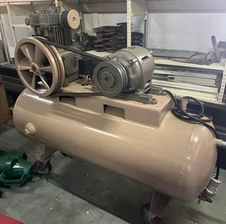 3Phase 250Ltrs Air Compressors for Sale.