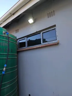 Aluminium manufacturing and installation