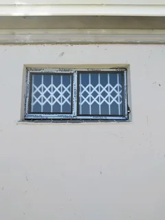 Aluminium doors and windows service