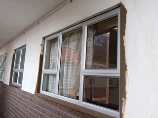 Aluminium doors and windows service