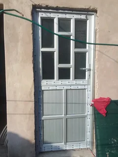 Aluminium doors and windows service