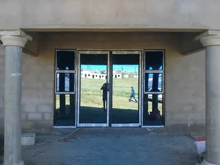 Aluminium doors and windows service