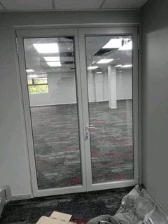 Aluminium doors and windows service