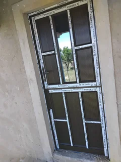 Aluminium doors and windows service