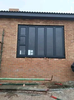 Aluminium doors and windows service