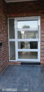 Aluminium doors and windows service