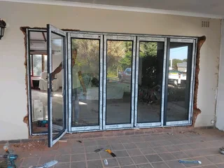 Aluminium doors and windows service