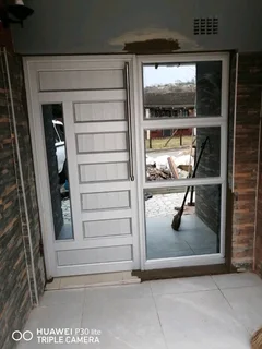 Aluminium doors and windows service