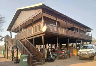 Phillip Log Homes Construction Company: &#43;27687776102