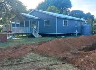 Phillip Log Homes Construction Company: +28687776102