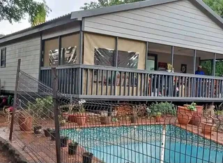 Phillip Wendy&#39;s: &#43;27687776102