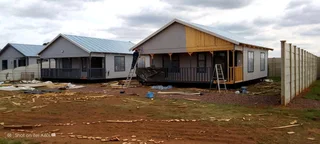 Phillip Wendy&#39;s: &#43;27687776102