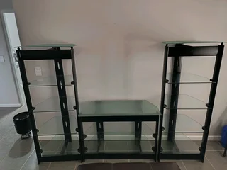 Glass wall unit
