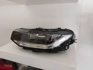 VW Tcross left xenon headlight