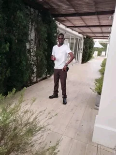 Experience Gardener Looking For A Jobs